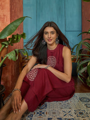 Stylum Women's Maroon Solid & Embroidered Rayon Straight Kurta Pant Set (KPMAROONKUFRI)