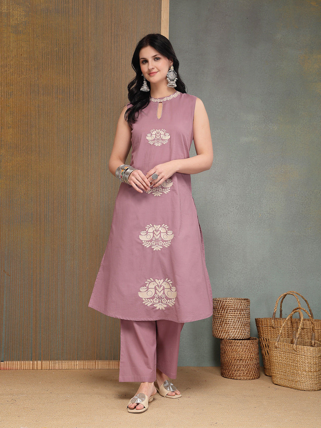 Women's Mauve Solid & Embroidered Cotton A-Line Kurta Pant Set (KPMAUV