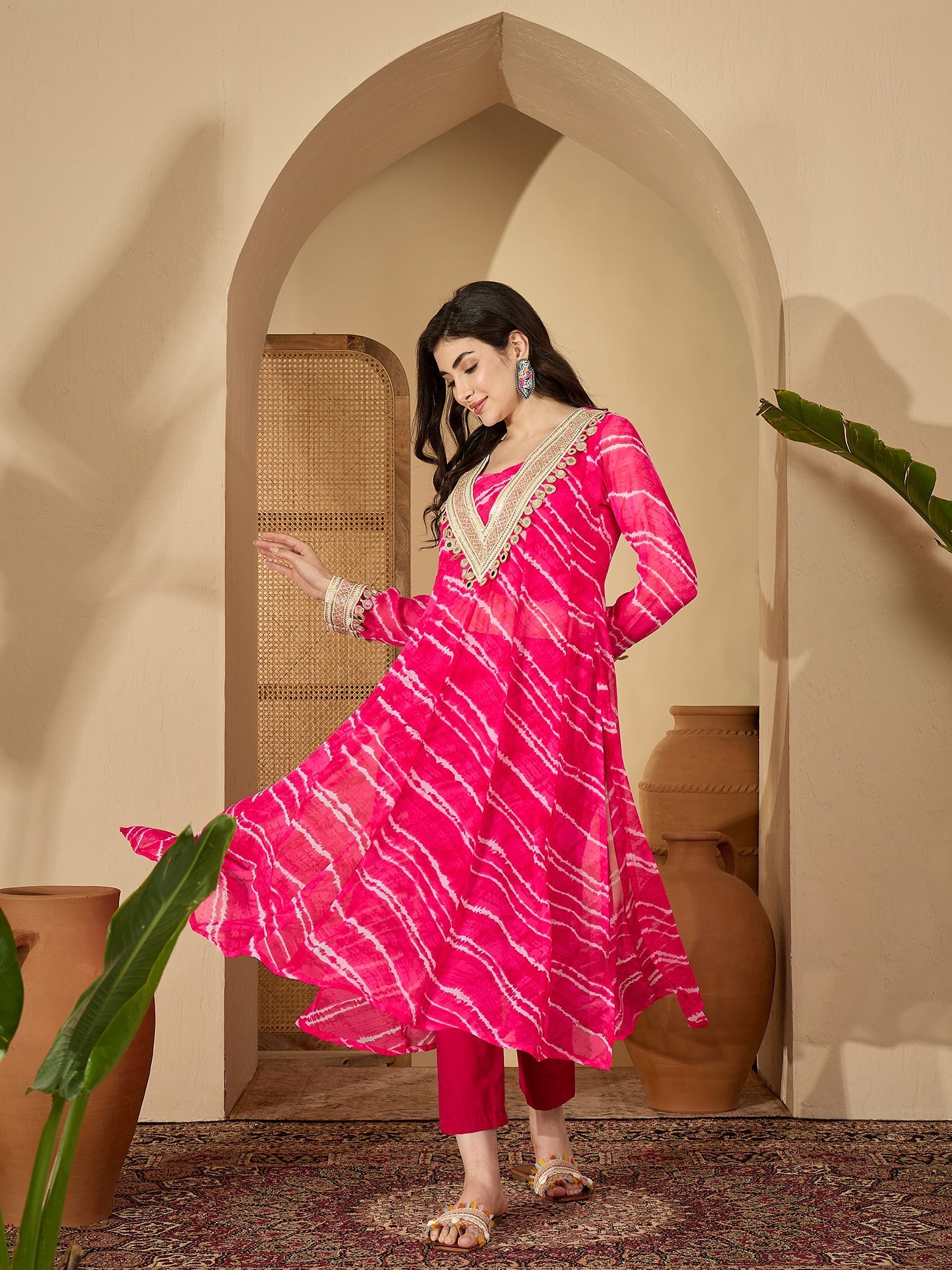 Women's Pink Leheriya Printed & Embroidered Georgette A-Line Kurta Pan