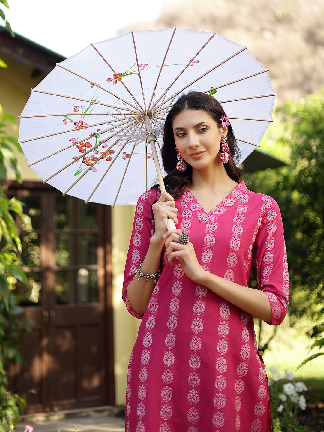 Women's Pink Woven Design Cotton Blend Straight Kurta Pant Set (KPPINK