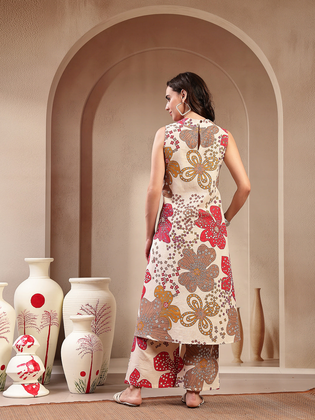 Women's White Floral Printed Cotton Flax Straight Kurta Palazzo Set (K