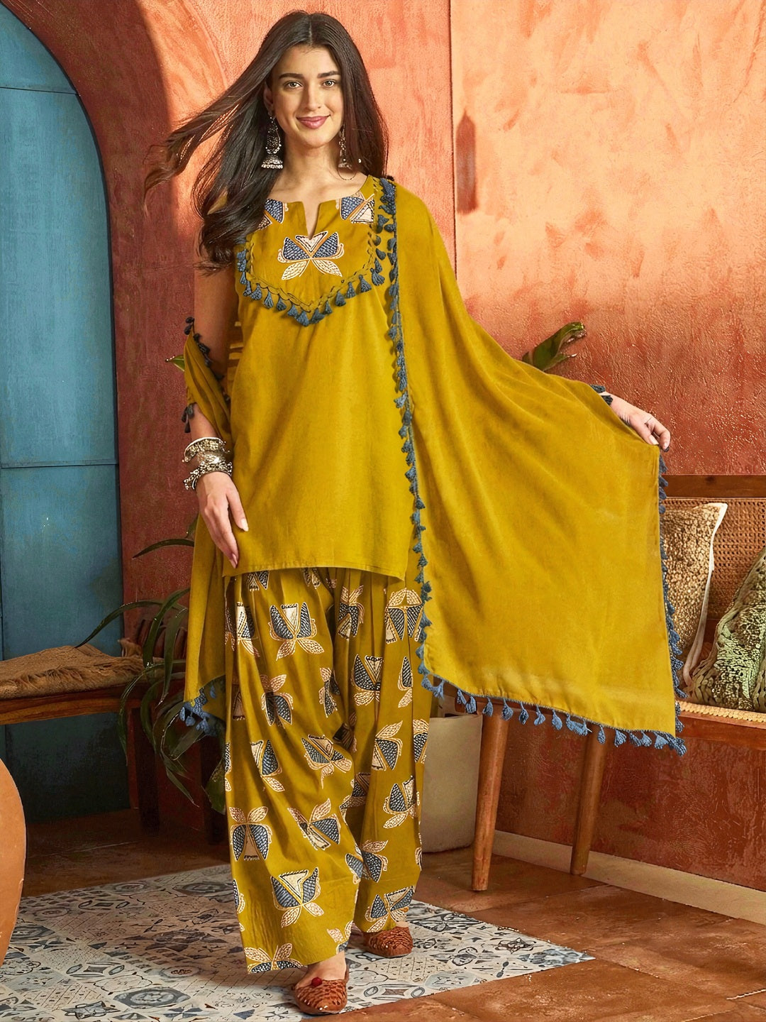 Women's Corn Solid Cotton Straight Kurti Farshi Salwar Dupatta Set (KS