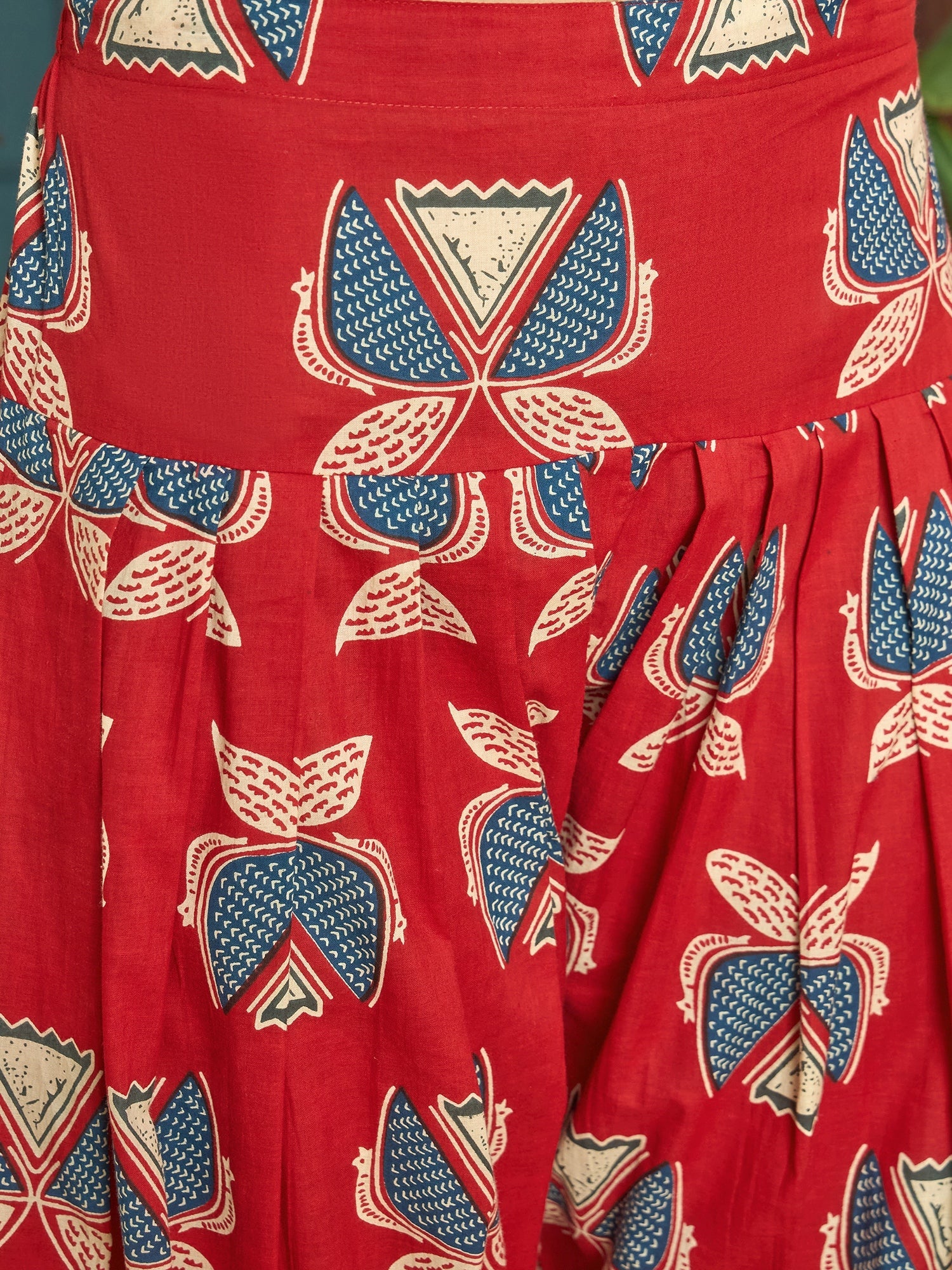 Women's Red Solid Cotton Straight Kurti Parshi Salwar Dupatta Set (KSD