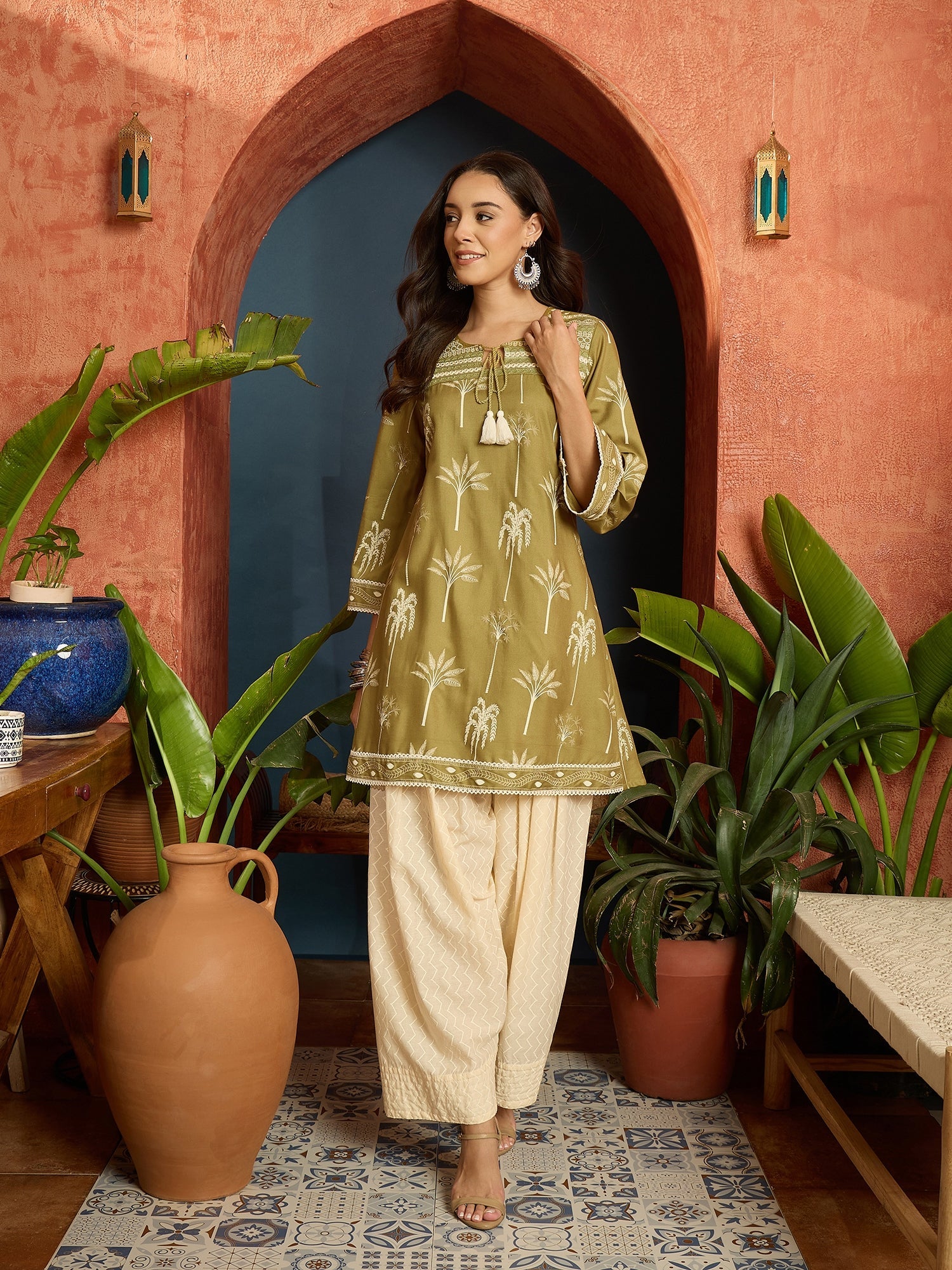Women's Green Palm Tree Printed Rayon A-Line Kurti With Farshi Salwar 