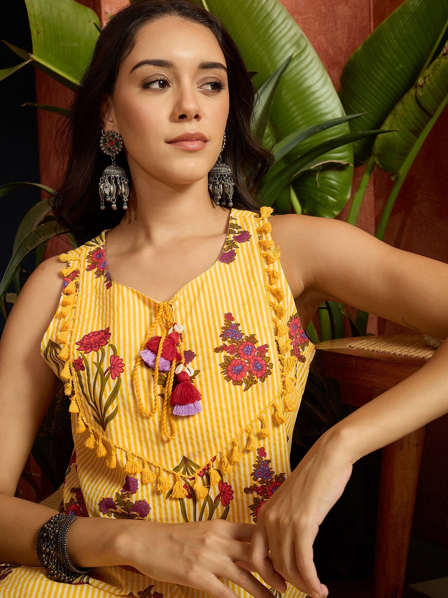 Women's Yellow Floral Printed Pure Cotton Straight Short Kurti With Fa
