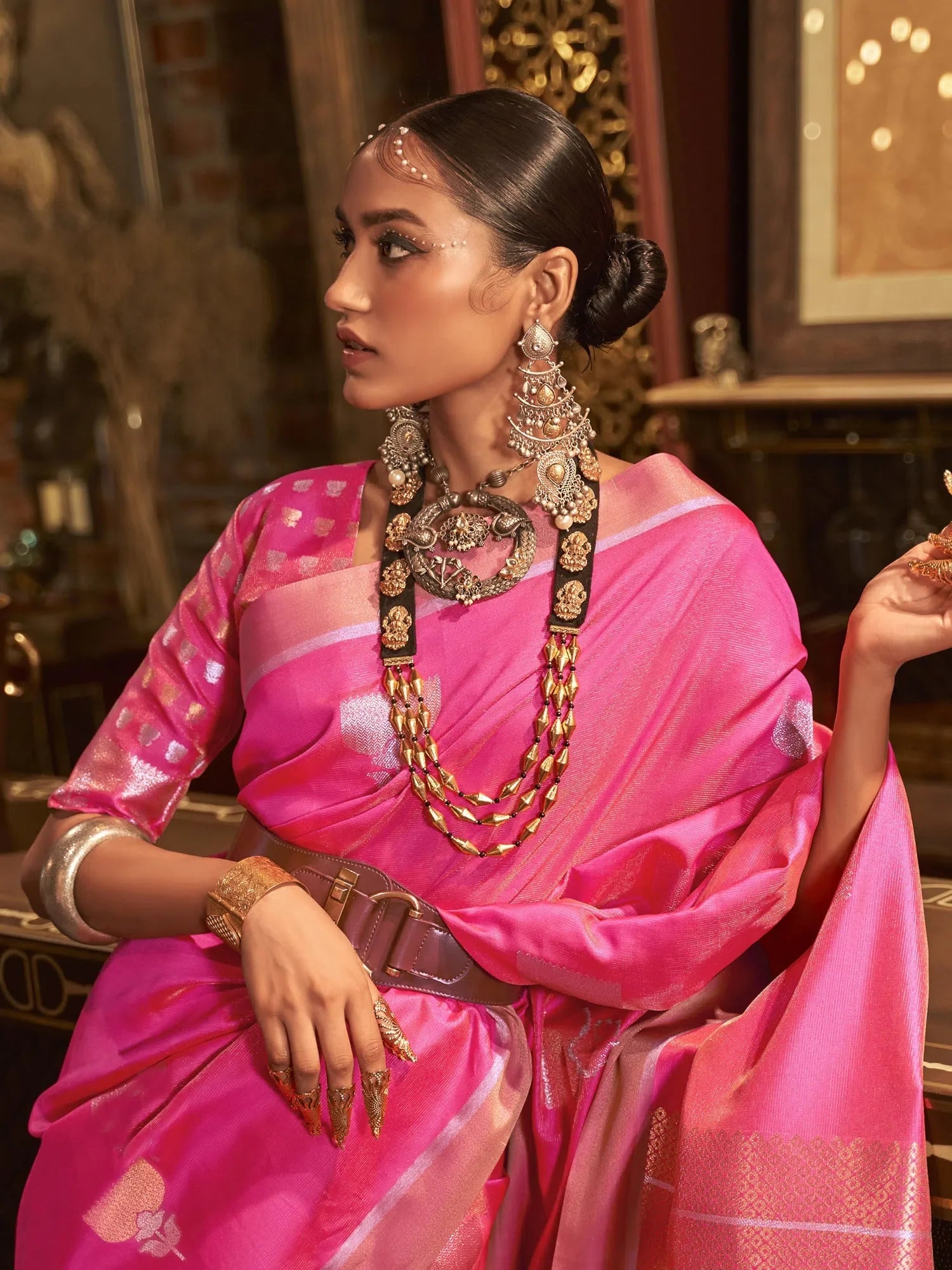 Pink Woven Polyester Saree with Blouse – Stylish Indian Sarees Online
