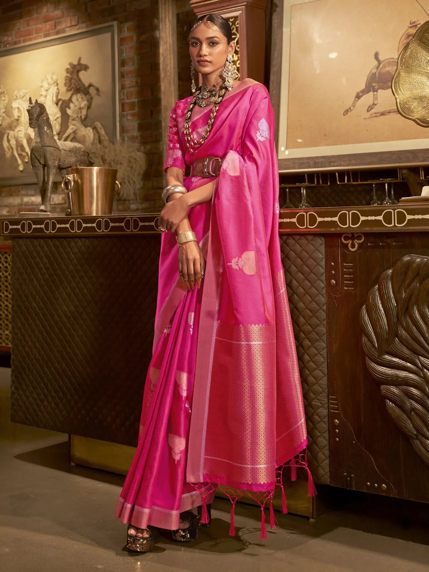 Pink Woven Polyester Saree with Blouse – Stylish Indian Sarees Online