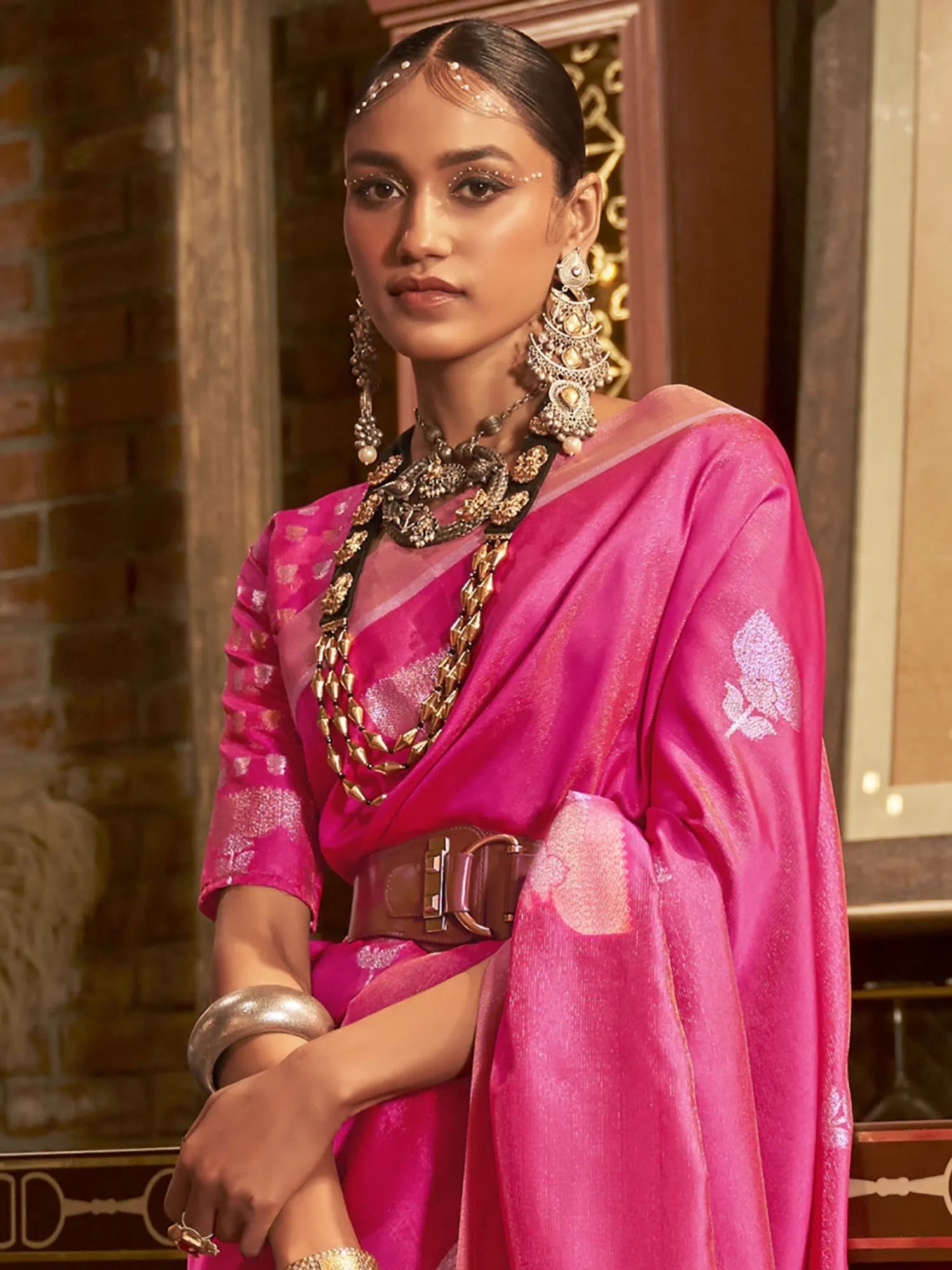 Pink Woven Polyester Saree with Blouse – Stylish Indian Sarees Online