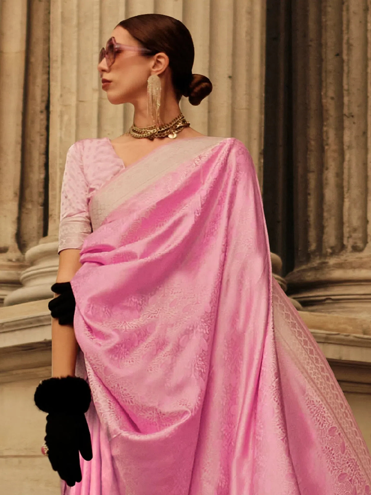 Women's Satin Pink Woven Design Designer Saree With Blouse Piece-KVINCI338003