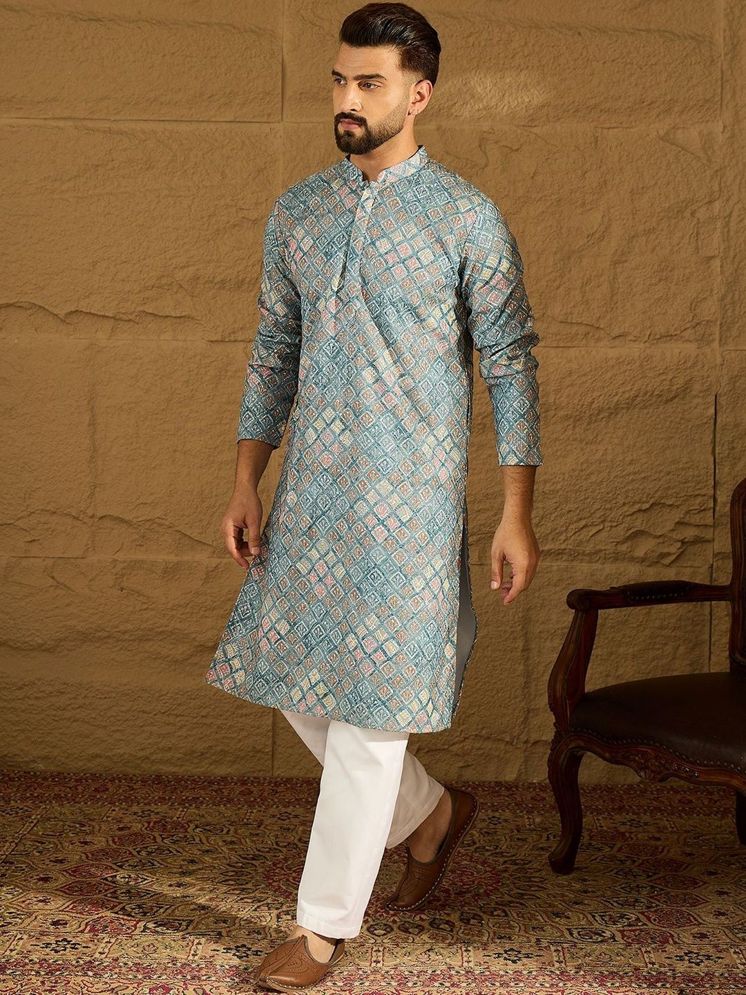Ethnic Bay Men Blue Viscose Rayon Solid Embroidered Straight Kurta With Pant Set-MKSET1391