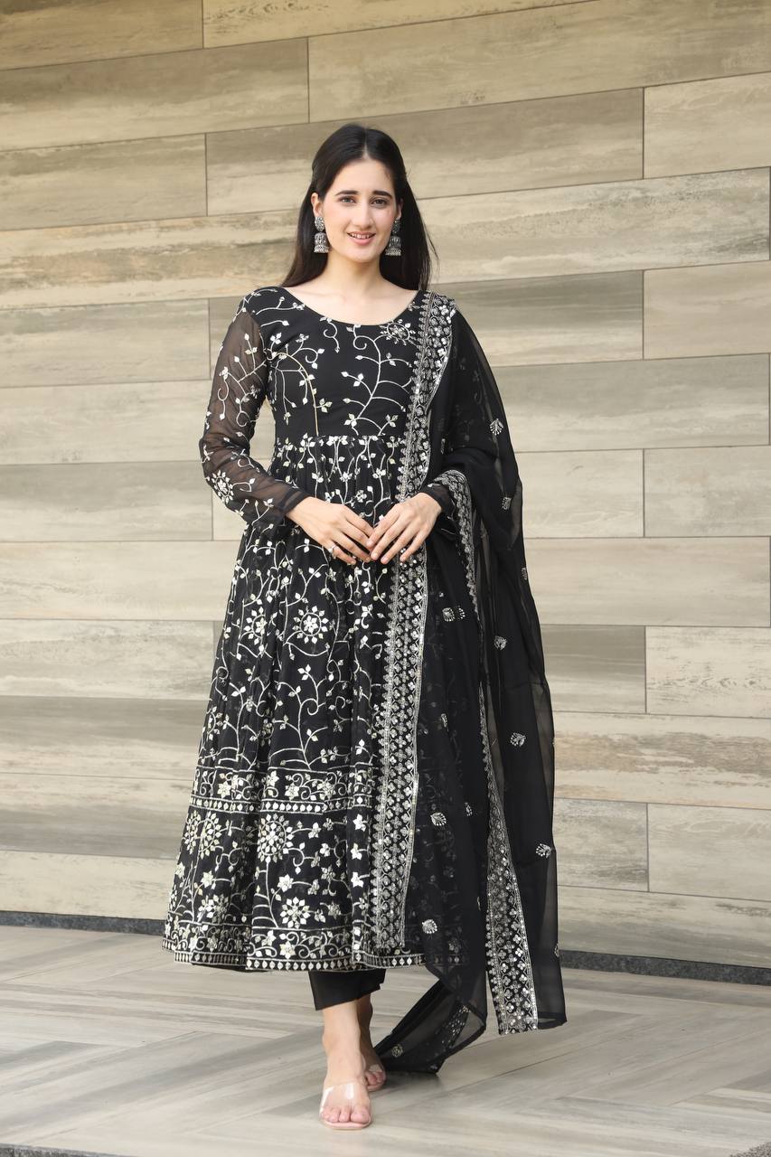 Women's Black Georgette Embroidered Anarkali Kurta Pant With Dupatta