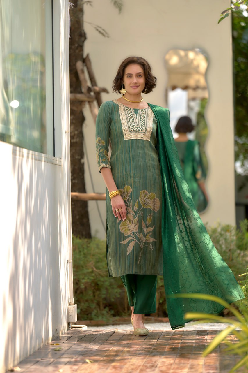 Women's Green Tissue with floral printed and Embroidered Straight Kurta Pant With Dupatta-MDC-S2005-GREEN