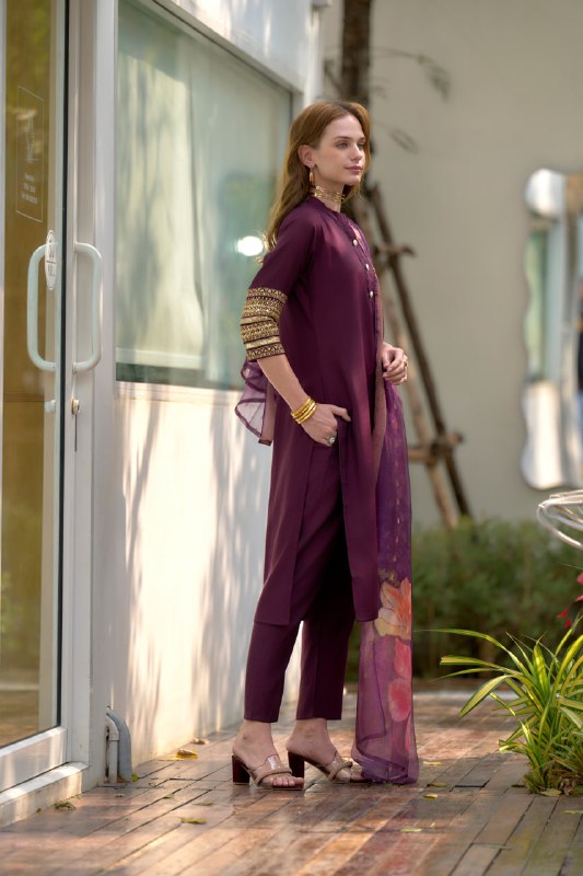 Women's Wine Roman Silk Embroidered Straight Kurta Pant With Dupatta