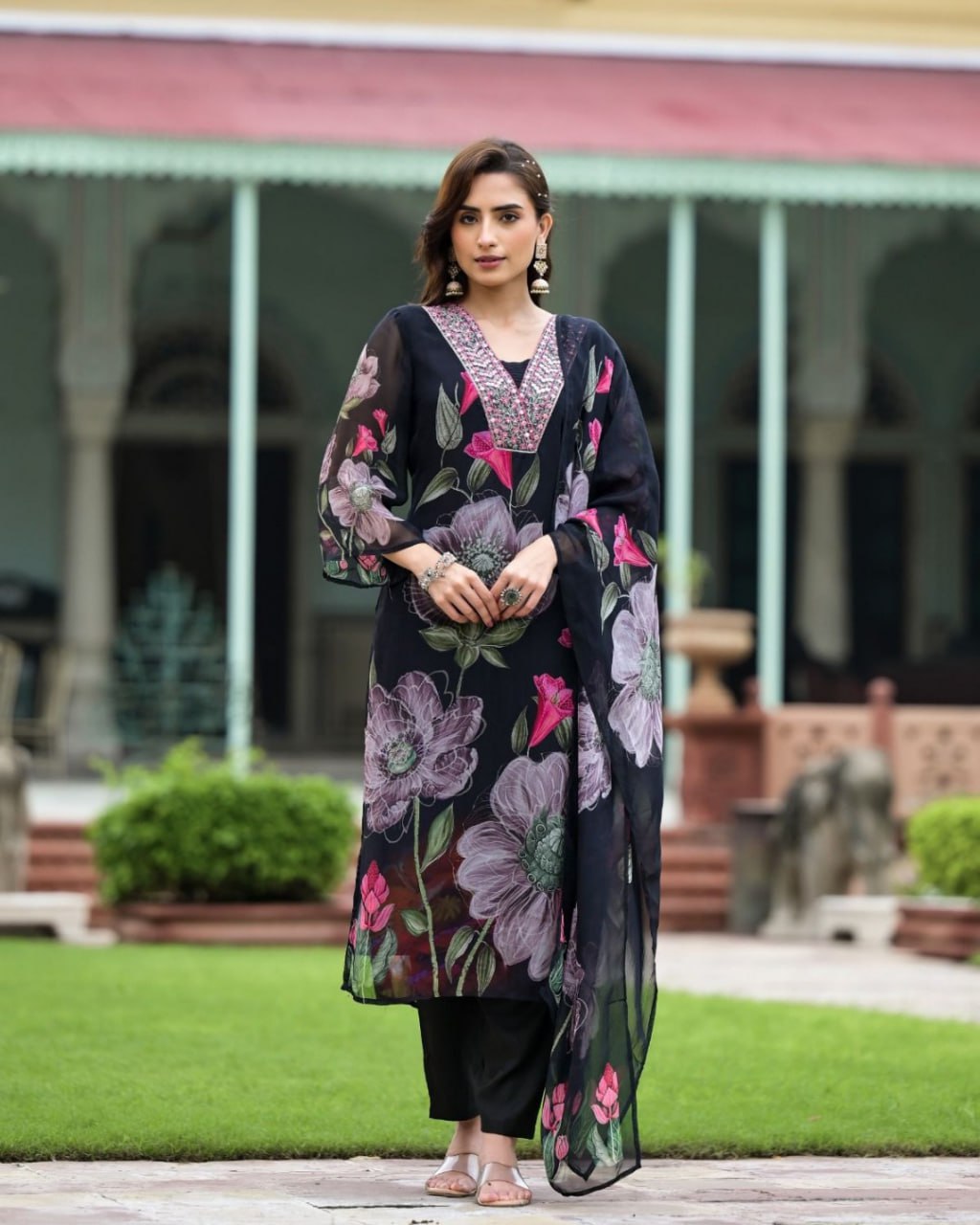 Women's Black Georgette Embroidered Straight Kurta Pant With Dupatta-MDC-SONIKA-BLACK