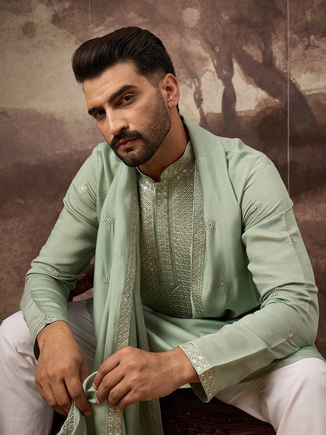 Ethnic Bay Men Green Silk Blend Solid Embroidered Straight Kurta with Dupatta-MKUD1004