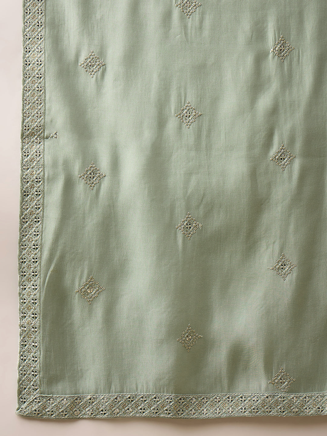 Ethnic Bay Men Green Silk Blend Solid Embroidered Straight Kurta with Dupatta-MKUD1004