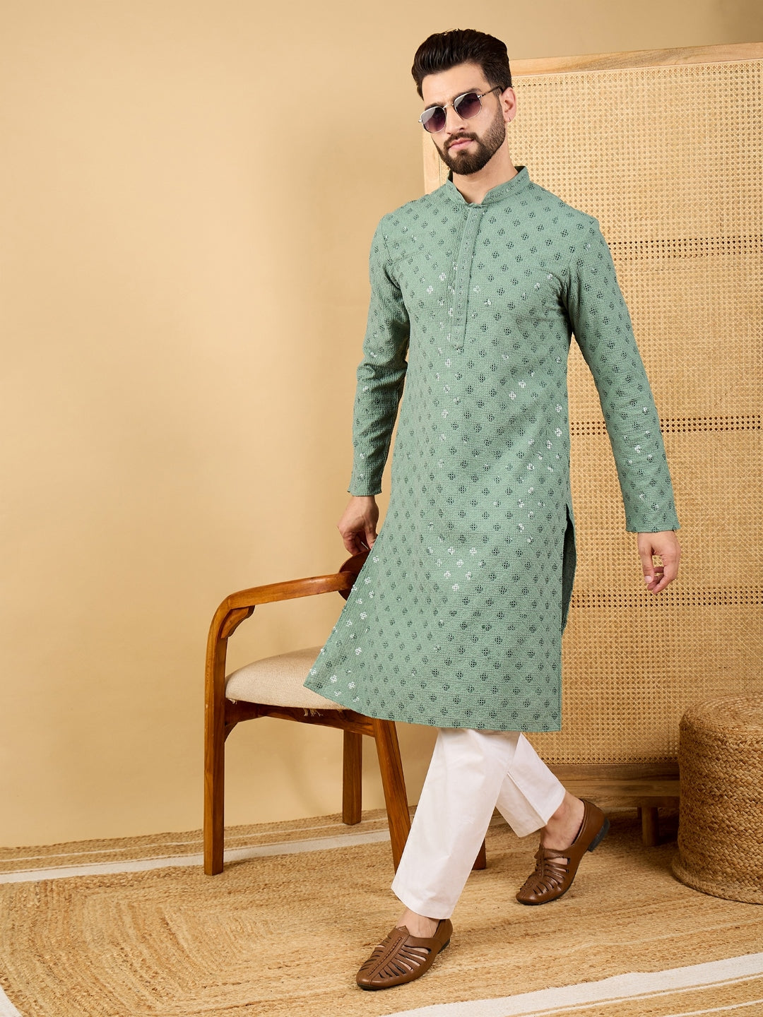 Ethnic Bay Men Green Viscose Rayon Solid Embroidered Straight Kurta with Trousers-MKSET1050