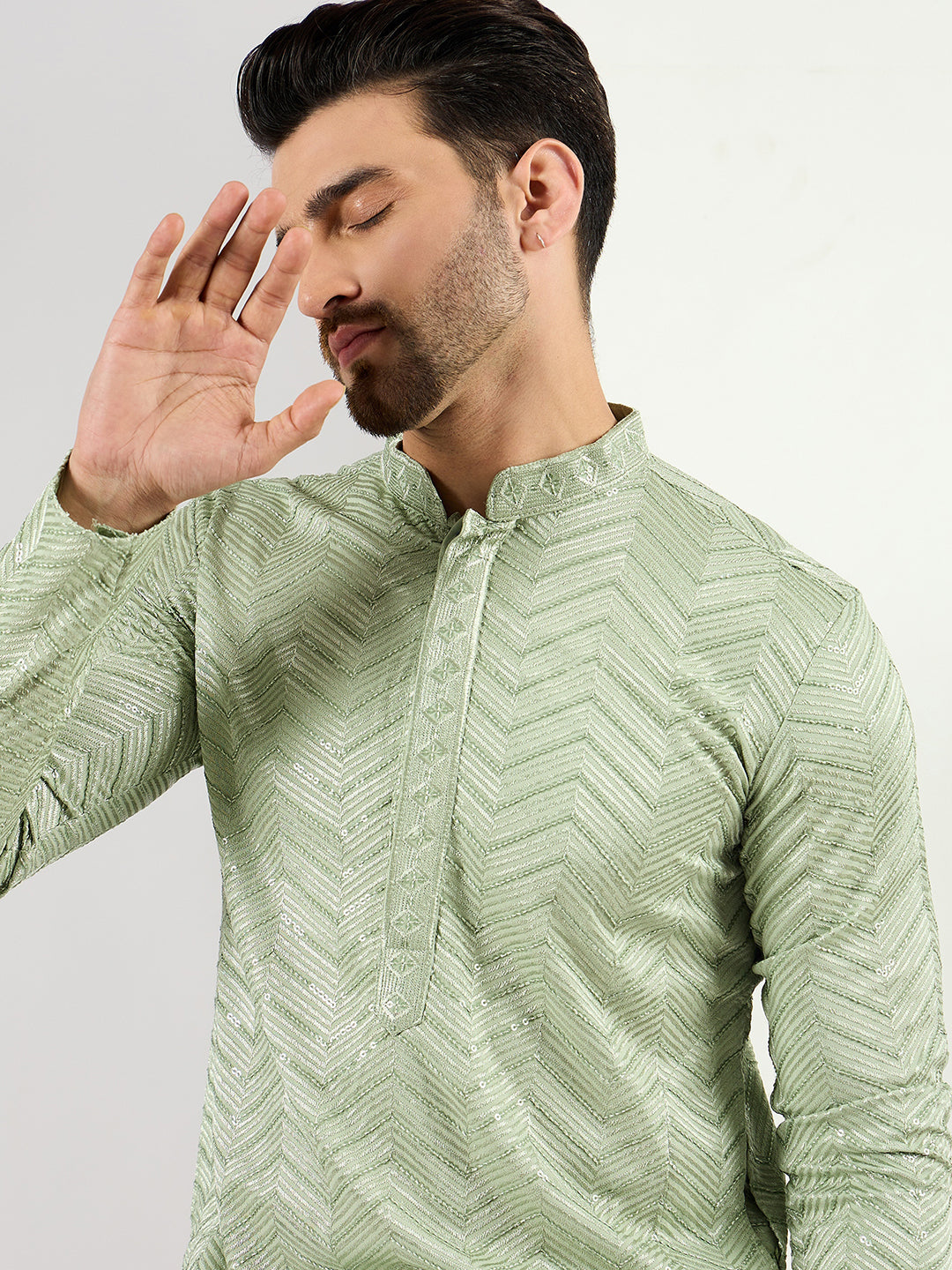 Ethnic Bay Men Green Viscose Rayon Solid Embroidered Straight Kurta with Trousers-MKSET1109
