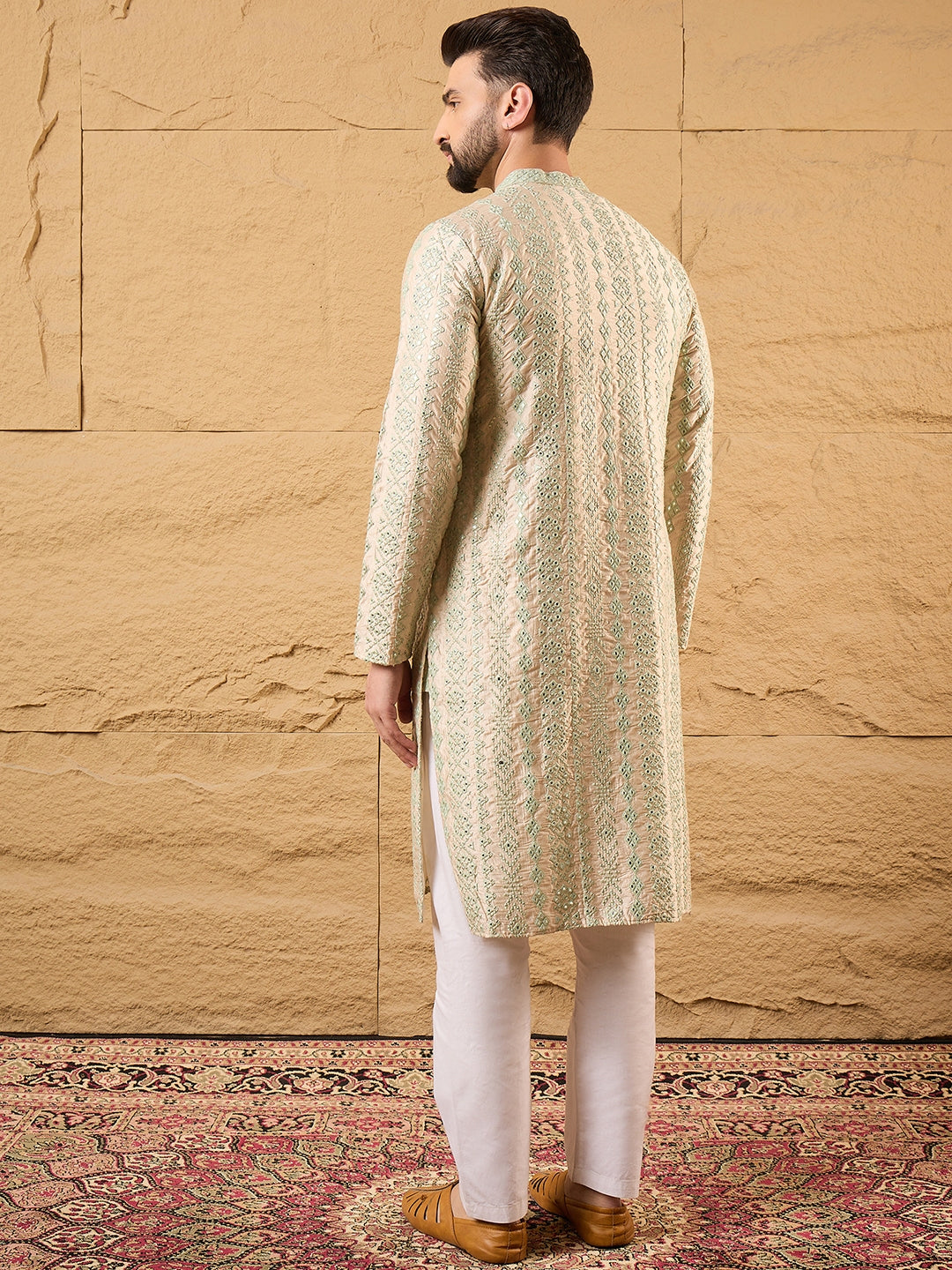 Ethnic Bay Men Off White Silk Blend Solid Embroidered Straight Kurta with Trouser-MKSET1127
