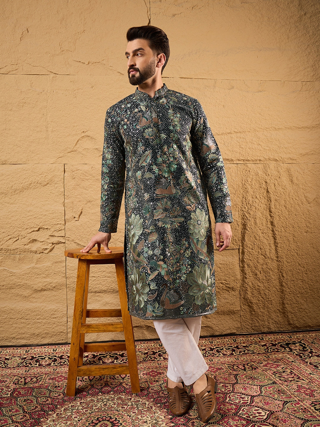 Ethnic Bay Men Green Georgette Solid Embroidered Straight Kurta with Trouser-MKSET1133