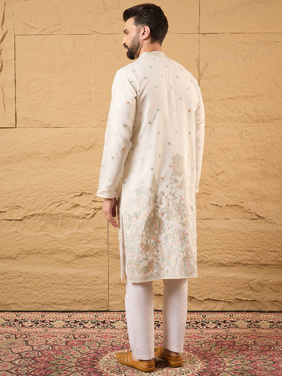 Ethnic Bay Men Off White Silk Blend Solid Embroidered Straight Kurta with Trouser-MKSET1179