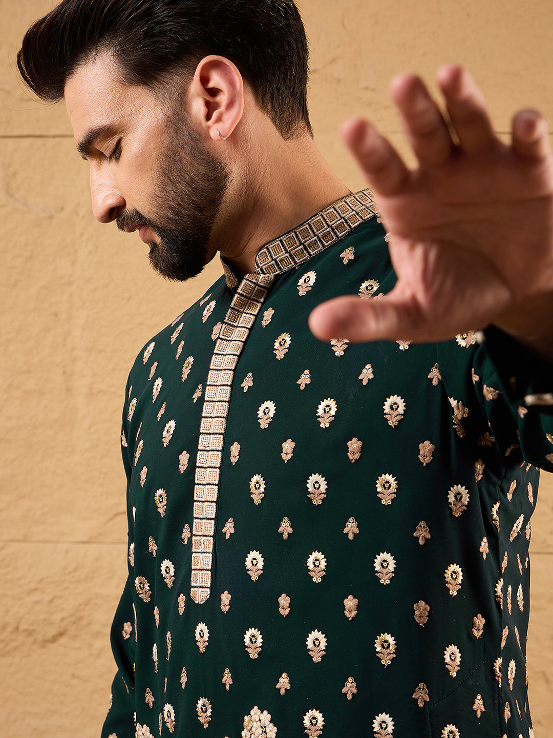 Ethnic Bay Men Green Georgette Solid Embroidered Straight Kurta with Trouser-MKSET1199