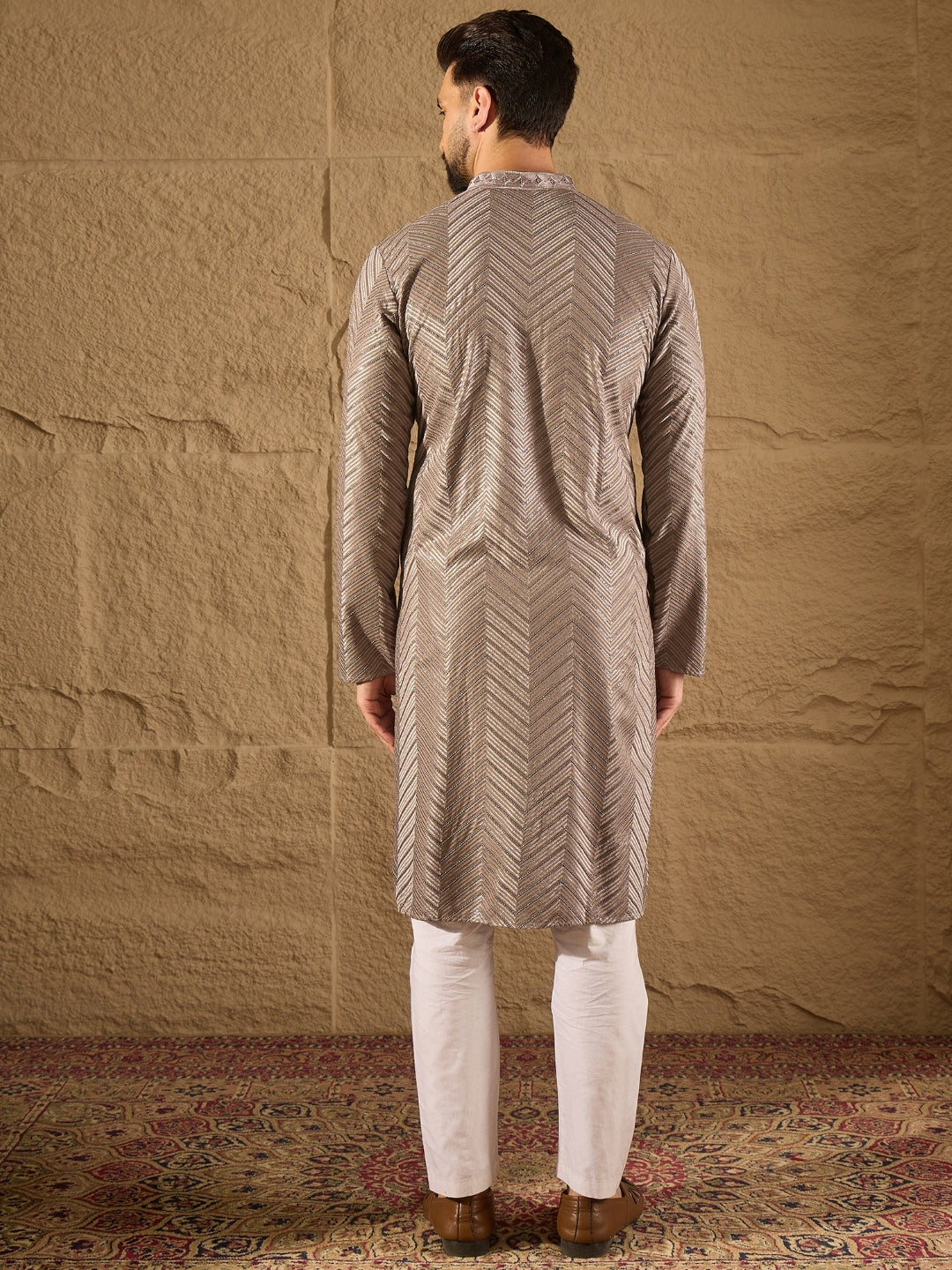 Ethnic Bay Men Grey Viscose Rayon Solid Embroidered Straight Kurta with Trousers-MKSET1202