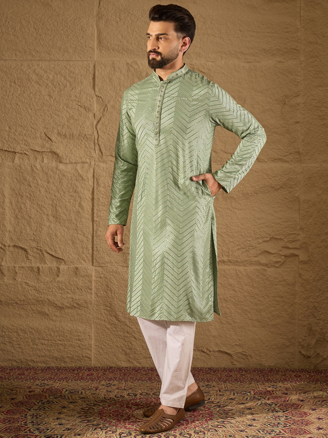 Ethnic Bay Men Green Viscose Rayon Solid Embroidered Straight Kurta with Trouser-MKSET1203