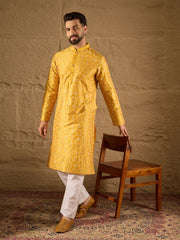 Ethnic Bay Men Yellow Pure Silk Geometric Printed Straight Kurta with Trousers-MKSET1276