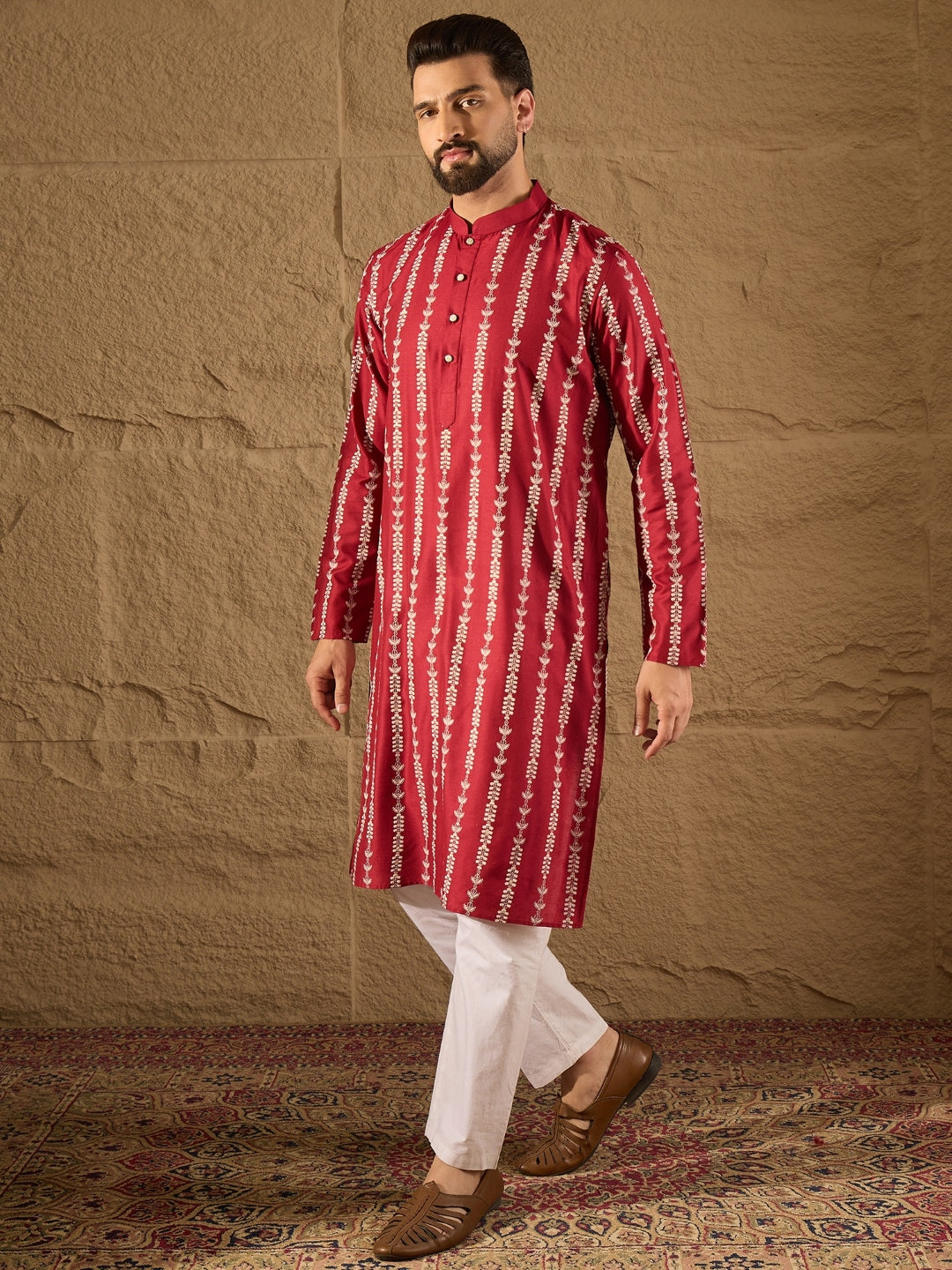 Ethnic Bay Men Maroon Viscose Rayon Ethnic Motifs Printed Straight Kurta with Trouser-MKSET1278