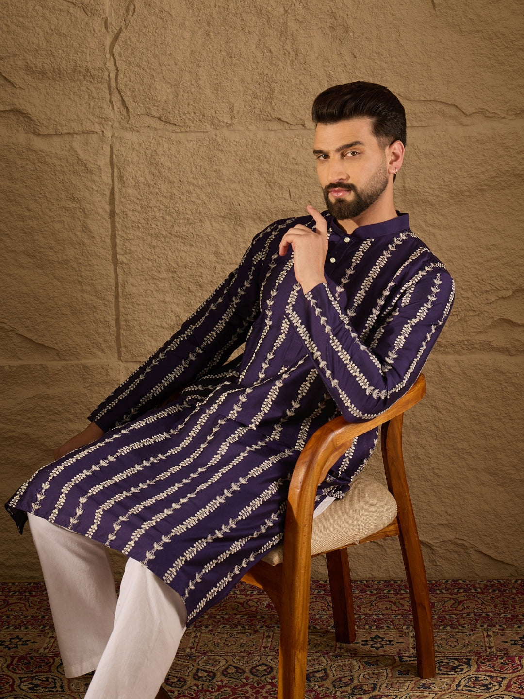 Ethnic Bay Men Purple Viscose Rayon Ethnic Motifs Printed Straight Kurta with Trousers-MKSET1280