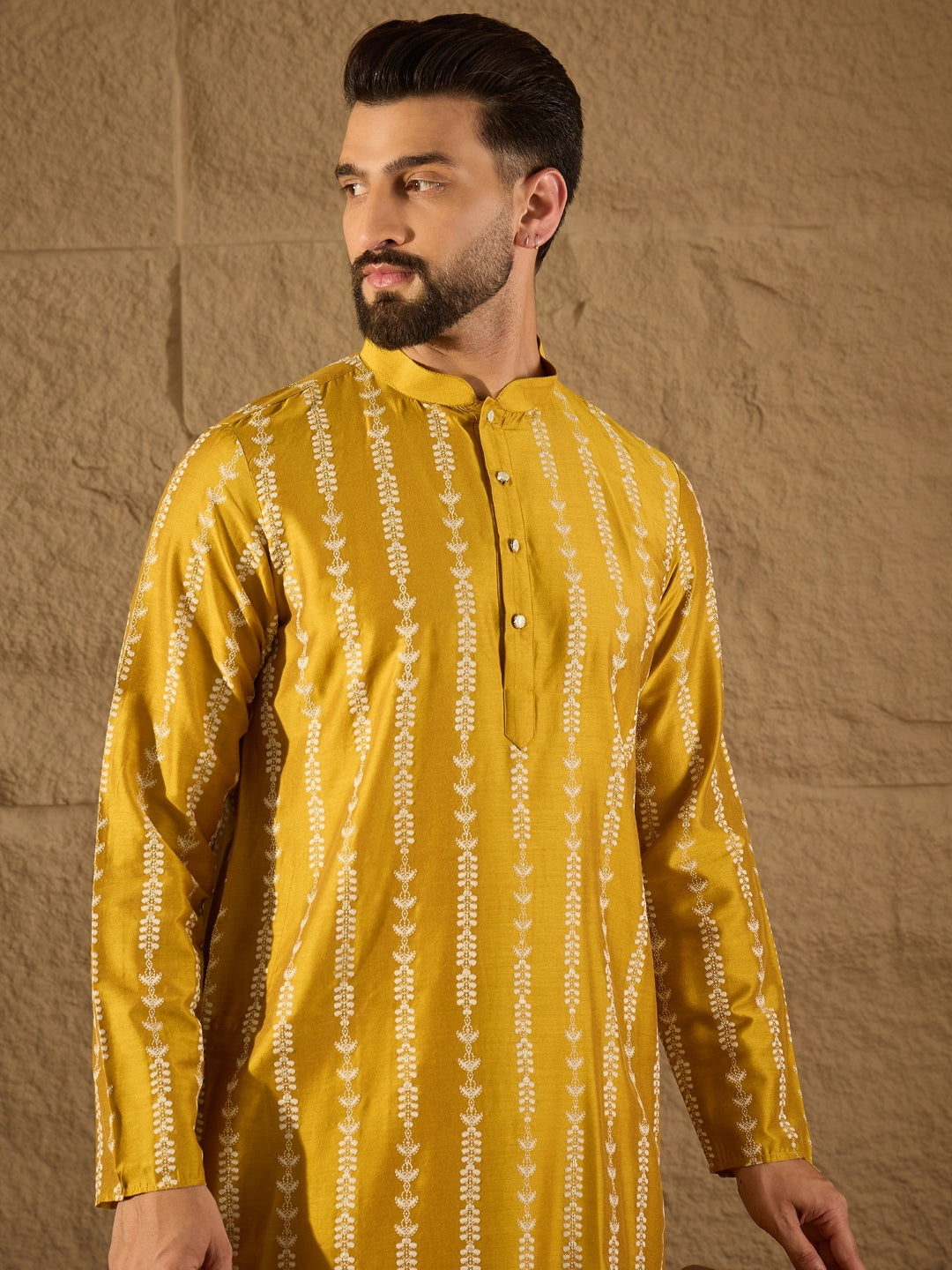 Ethnic Bay Men Yellow Viscose Rayon Ethnic Motifs Printed Straight Kurta with Trousers-MKSET1282