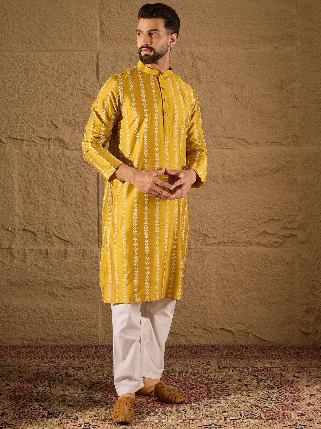 Ethnic Bay Men Yellow Viscose Rayon Ethnic Motifs Printed Straight Kurta with Trousers-MKSET1282