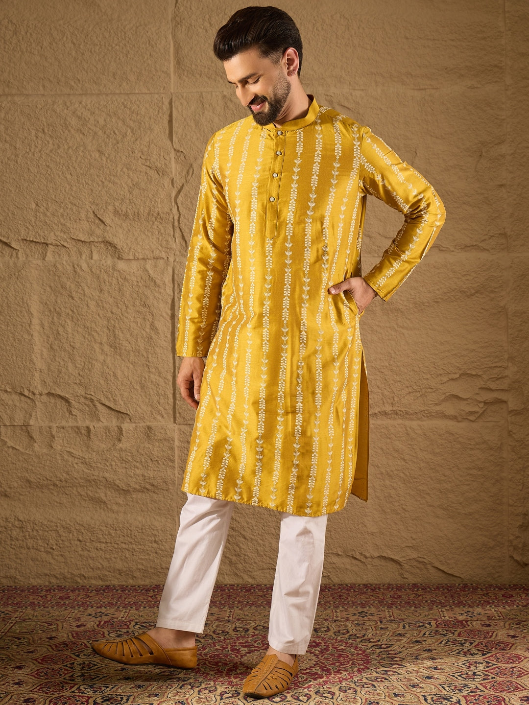 Ethnic Bay Men Yellow Viscose Rayon Ethnic Motifs Printed Straight Kurta with Trousers-MKSET1282