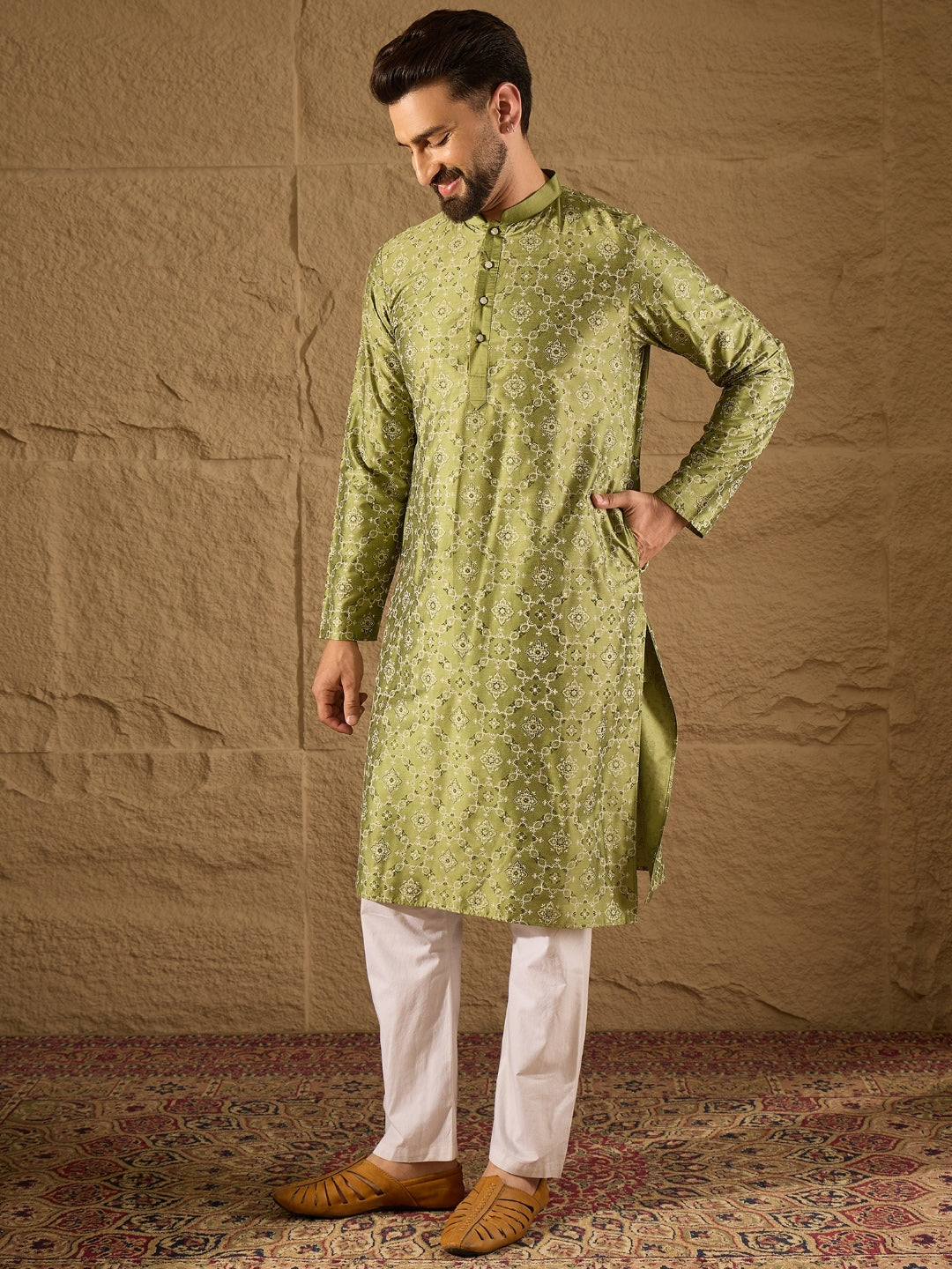 Ethnic Bay Men Green Pure Silk Geometric Printed Straight Kurta with Trouser-MKSET1285