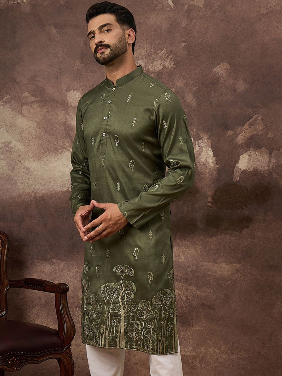Ethnic Bay Men Green Silk Blend Solid Embroidered Straight Kurta and Trouser-MKSET1332