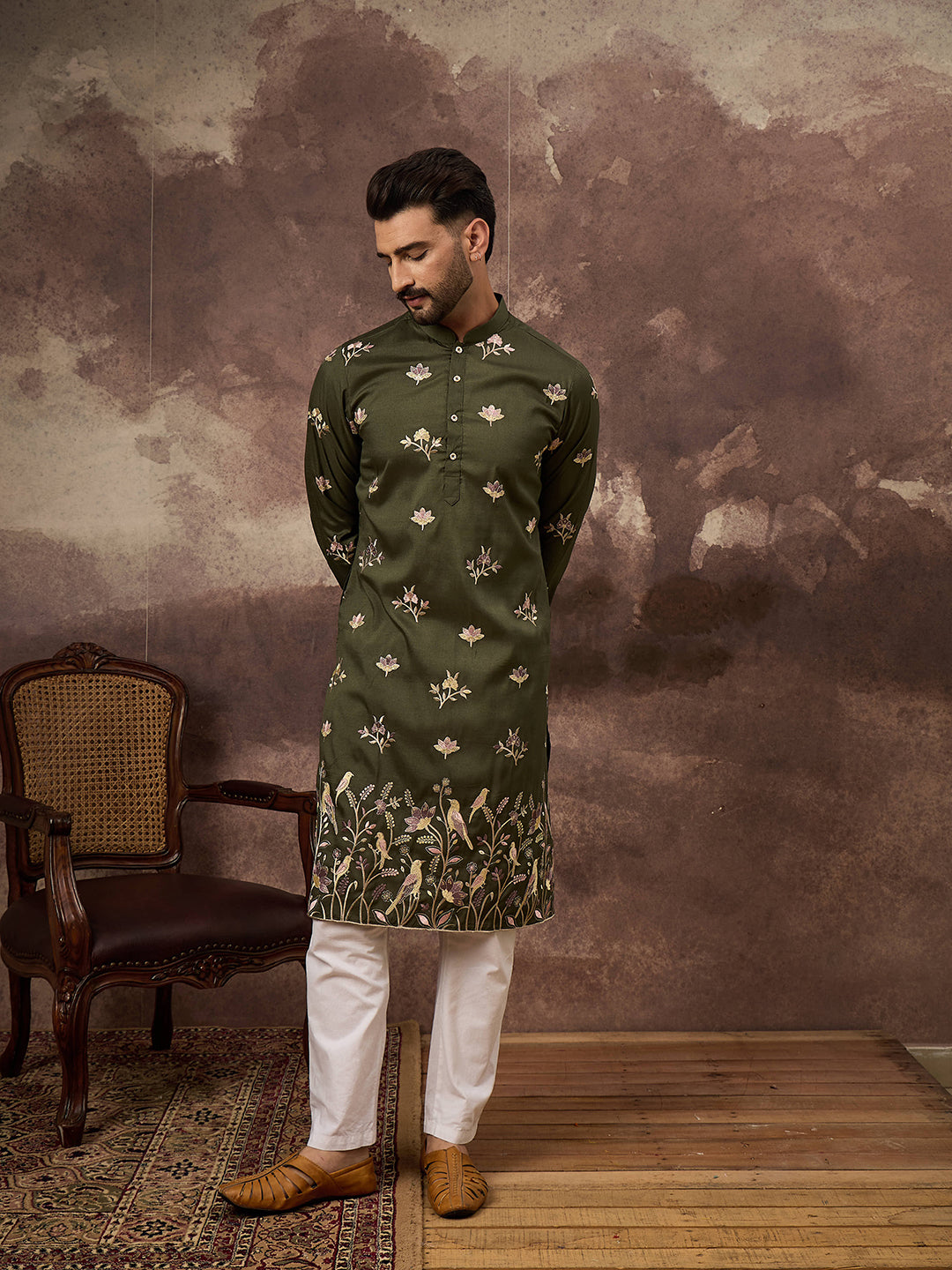 Ethnic Bay Men Green Silk Blend Solid Embroidered Straight Kurta and Trouser-MKSET1338