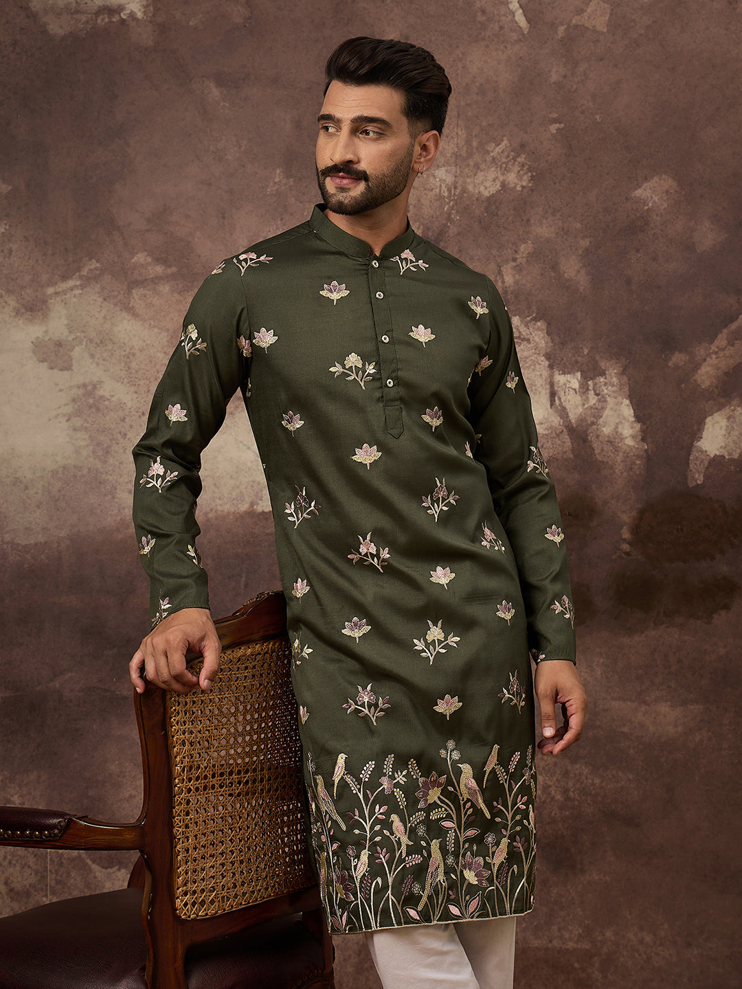 Ethnic Bay Men Green Silk Blend Solid Embroidered Straight Kurta and Trouser-MKSET1338