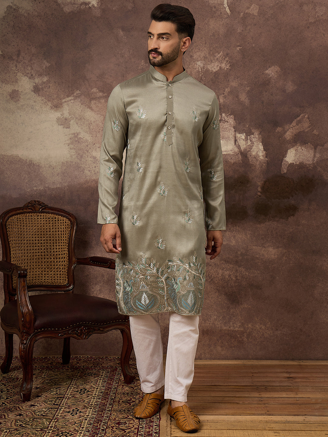 Ethnic Bay Men Green Silk Blend Solid Embroidered Straight Kurta with Trouser-MKSET1345