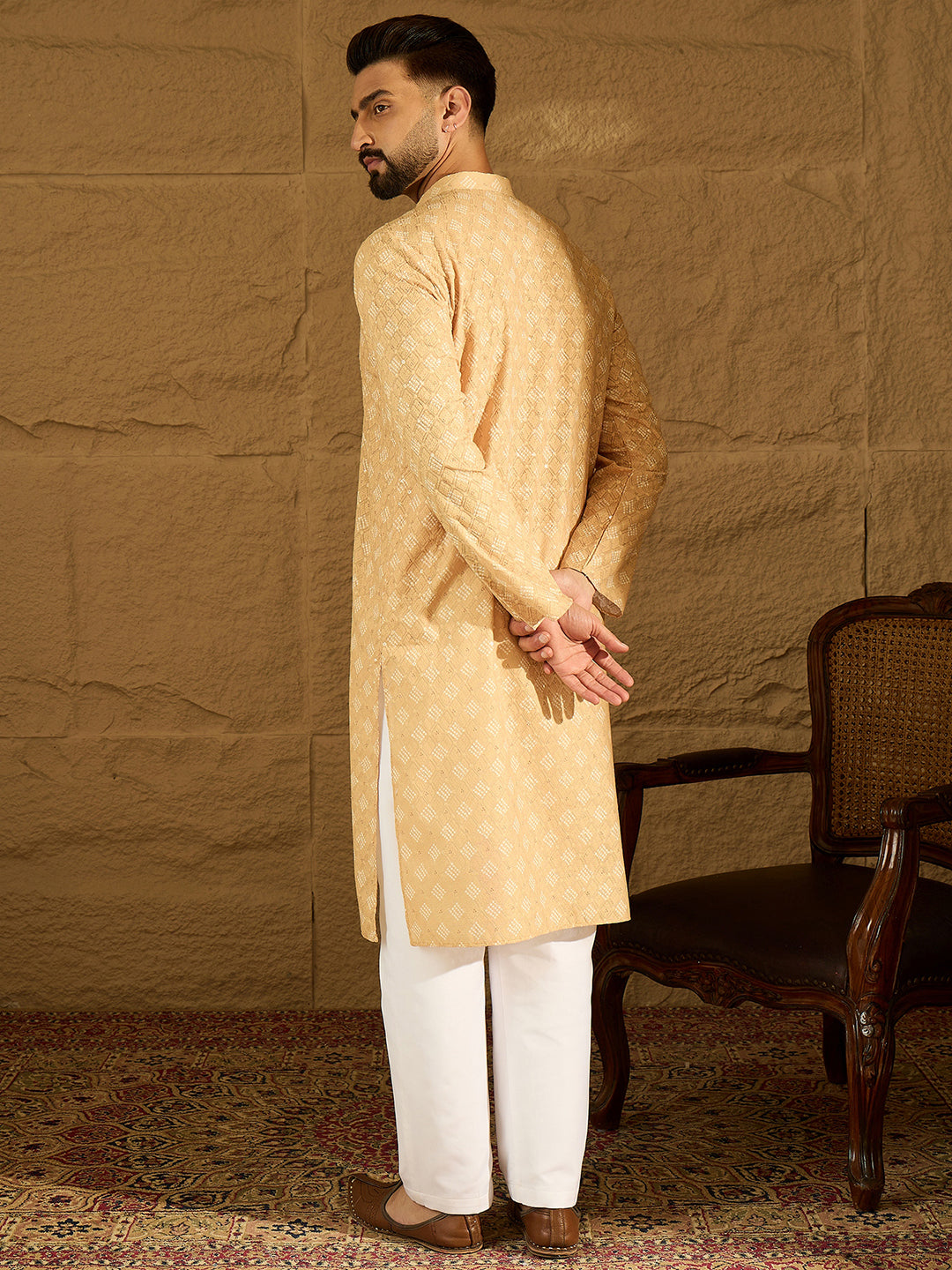 Ethnic Bay Men Yellow Viscose Rayon Bandhani Embroidered Straight Kurta with Trouser-MKSET1585