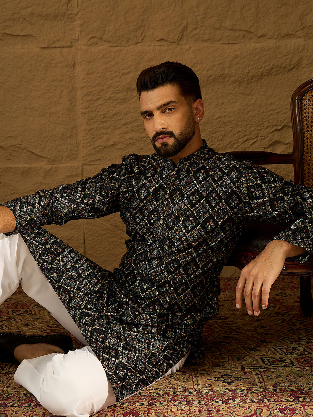 Ethnic Bay Men Black Viscose Rayon Geometric Printed Straight Kurta with Trouser-MKSET1608