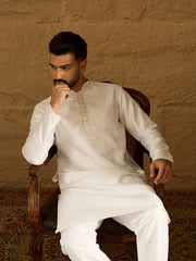 Ethnic Bay Men White Silk Blend Solid Printed Straight Kurta with Trouser-MKSET1652