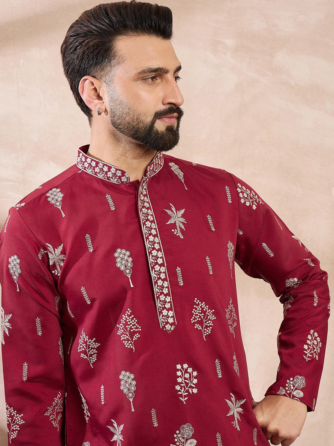 Ethnic Bay Men Maroon Silk Blend Solid Embroidered Straight Kurta With Trouser