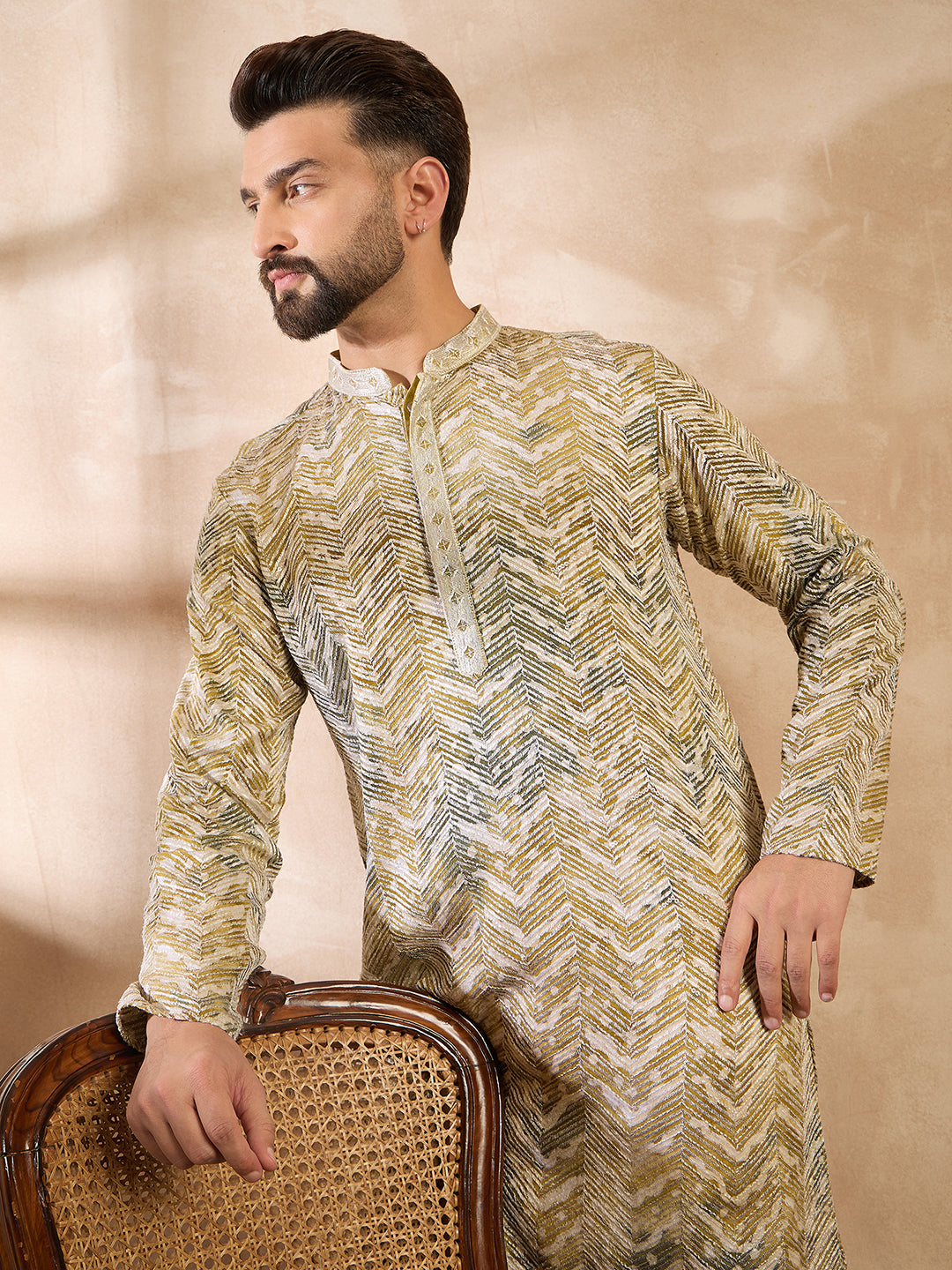 Ethnic Bay Men Green Silk Blend Solid Embroidered Straight Kurta Sets