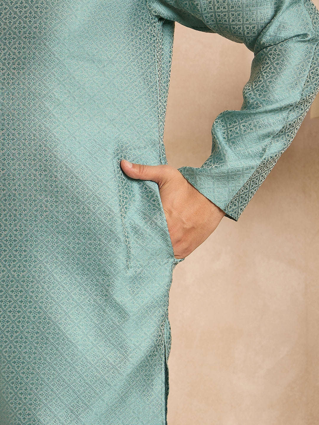 Ethnic Bay Men Green Polyester Solid Embroidered Straight Kurta Sets