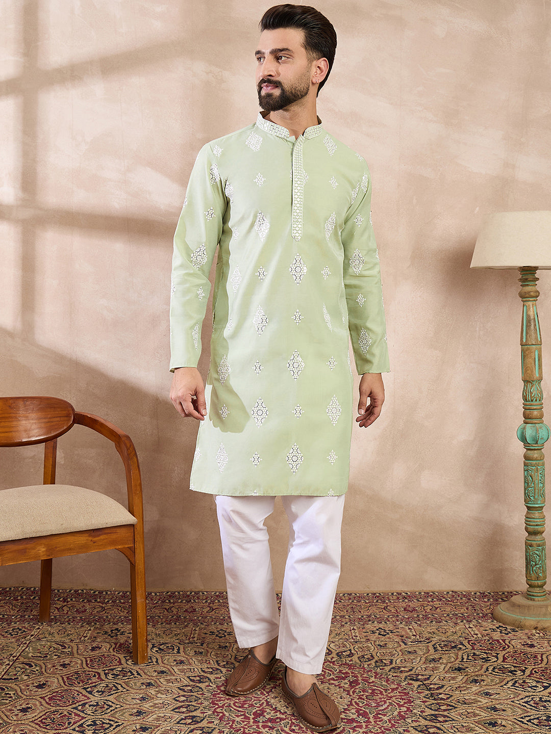 Ethnic Bay Men Green Silk Blend Solid Embroidered Straight Kurta With Trouser