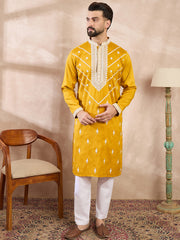 Ethnic Bay Men Yellow Silk Blend Ethnic Motifs Embroidered Straight Kurta With Trouser-MKSET1790