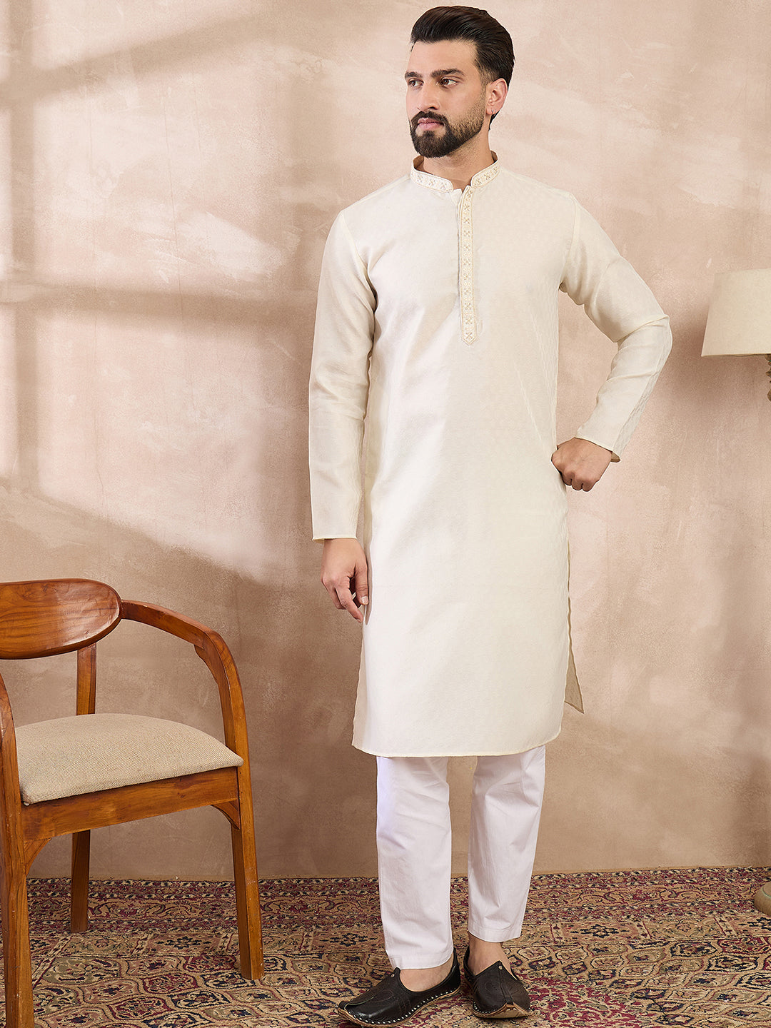 Ethnic Bay Men Off White Silk Blend Solid Woven Design Straight Kurta With Trouser