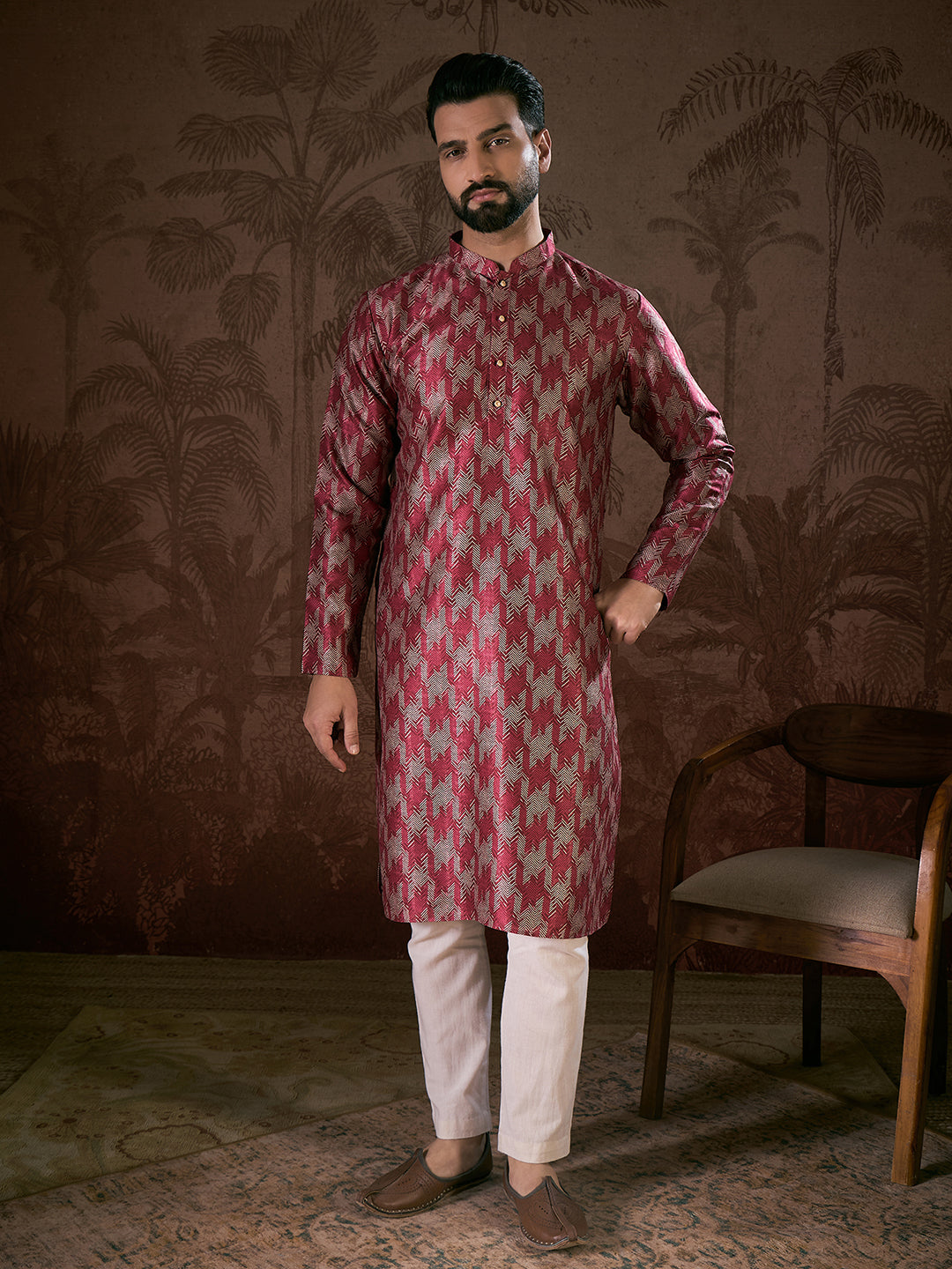 Ethnic Bay Men Maroon Silk Blend Chevron Printed Straight Kurta With Trouser