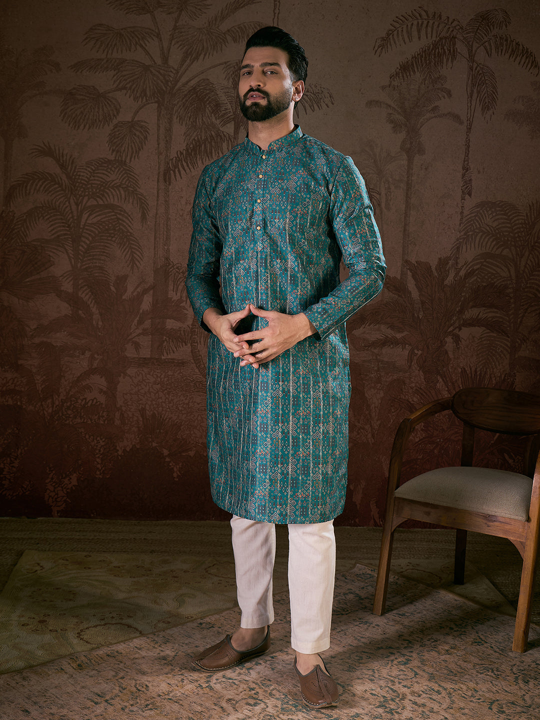 Ethnic Bay Men Blue Silk Blend Ethnic Motifs Printed Straight Kurta With Trouser
